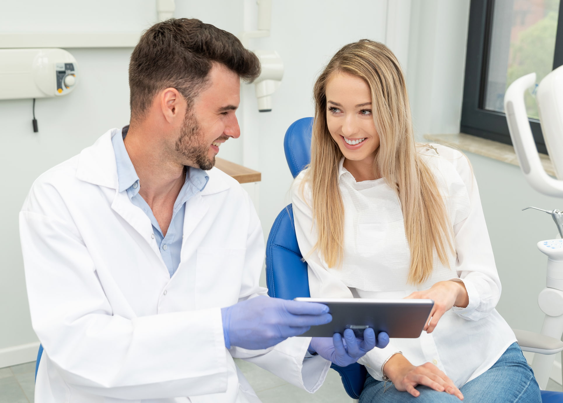 Common signs and symptoms of gum disease